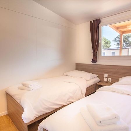 Mobile Homes Delta Marine At Campsite Rapoca ネレジネ エクステリア 写真